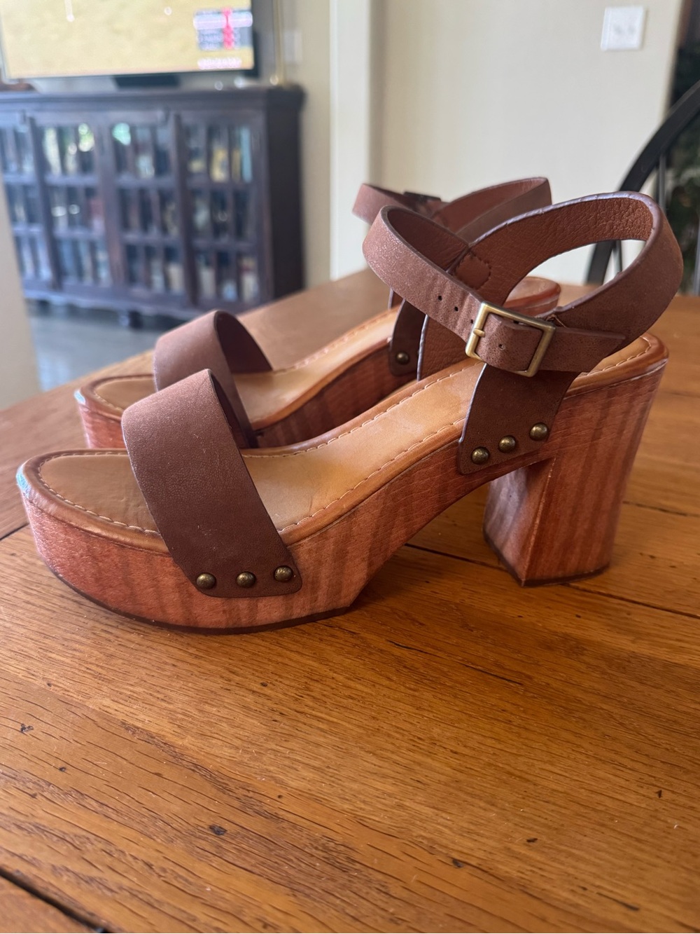 New MIA Brown Wood Platform Sandal with Leather Strap - Size 11